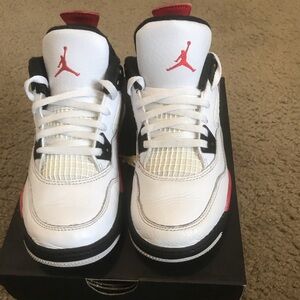Jordan 4